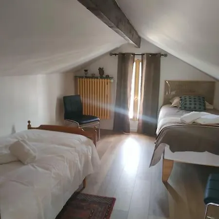 Maison Chaleureuse Pres *