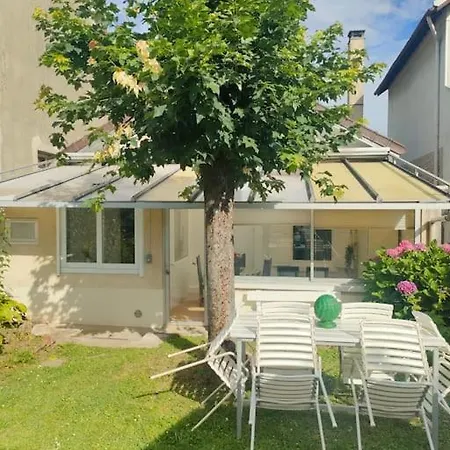 Holiday home Maison Chaleureuse Pres *